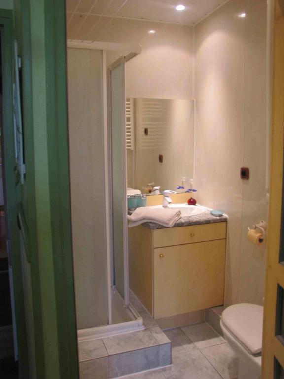 Chambres D'Hotes Les Pensees Douces Осер Номер фото